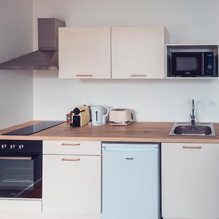 Large Studio Lumineux Et Neuf, Parking Gratuit Châteauroux Εξωτερικό φωτογραφία